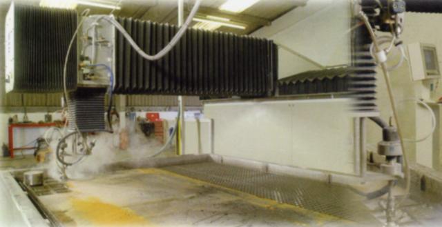 waterjet3.jpg